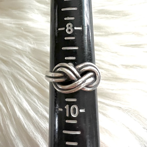 James Avery TRUE LOVE double knot/infinity ring RETIRED. - Picture 8 of 8